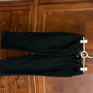 Like new Style & Co black denim size 4 capris.